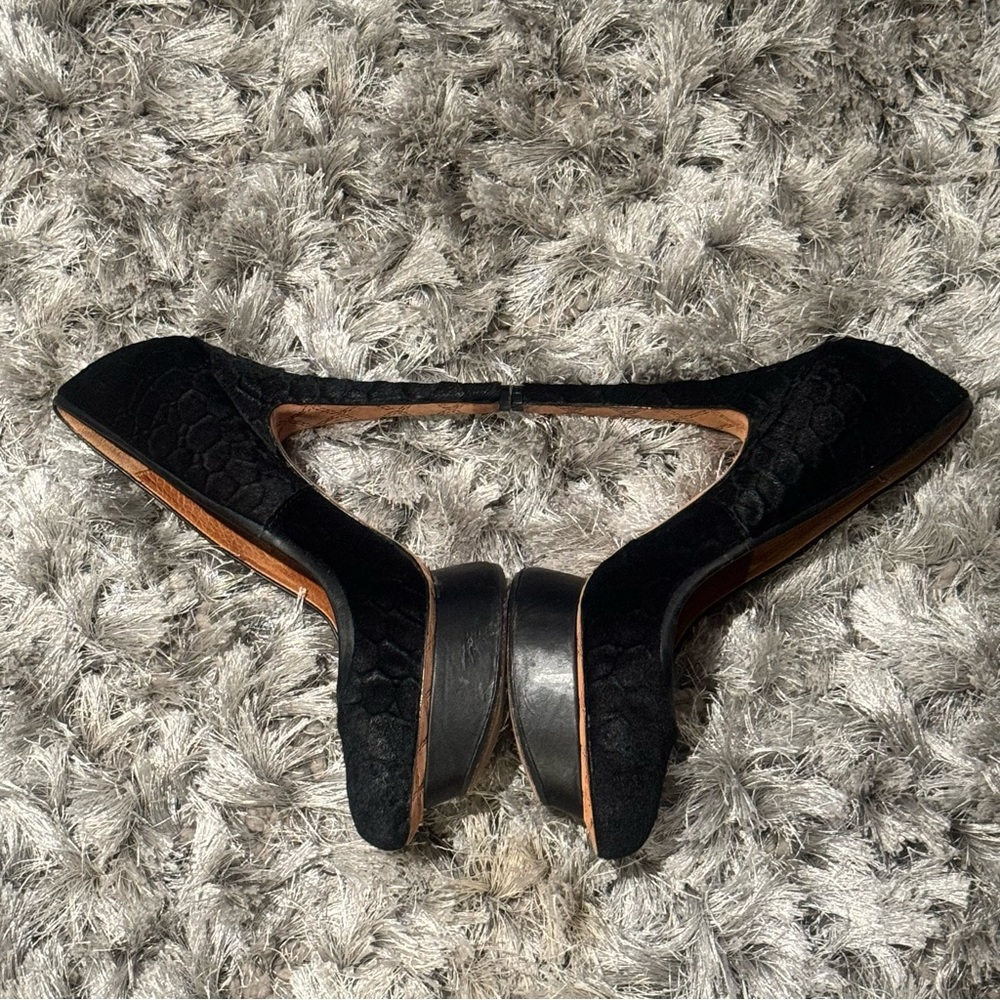 L.A.M.B. Women $325 Nikko Black Dyed Calf hair Pumps